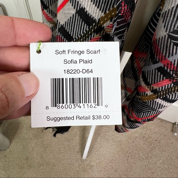 Vera Bradley Soft Fringe Scarf in Sofia Plaid Black Red 74”x25.5” - Picture 9 of 12